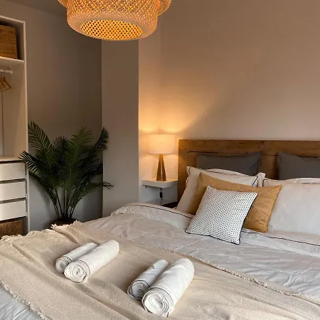 Little Taiwan Apartment *